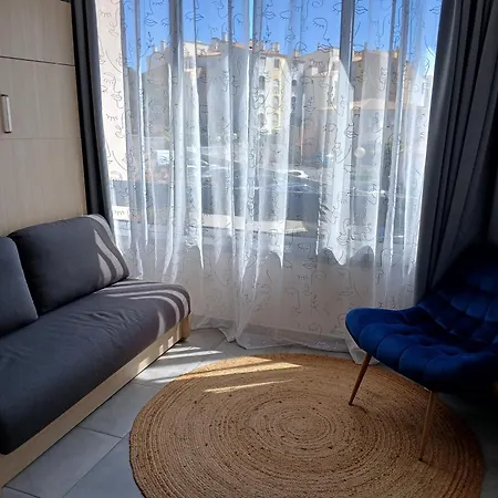 Studio Cabine + Loggia דירה *